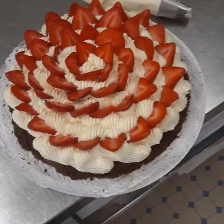 Отель Margareth